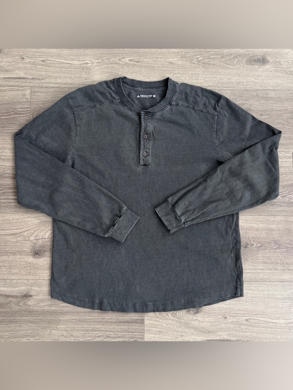 AMERICAN GIANT Mens Broken In Premium Slub Henley Top Medium Washed Gray Casual